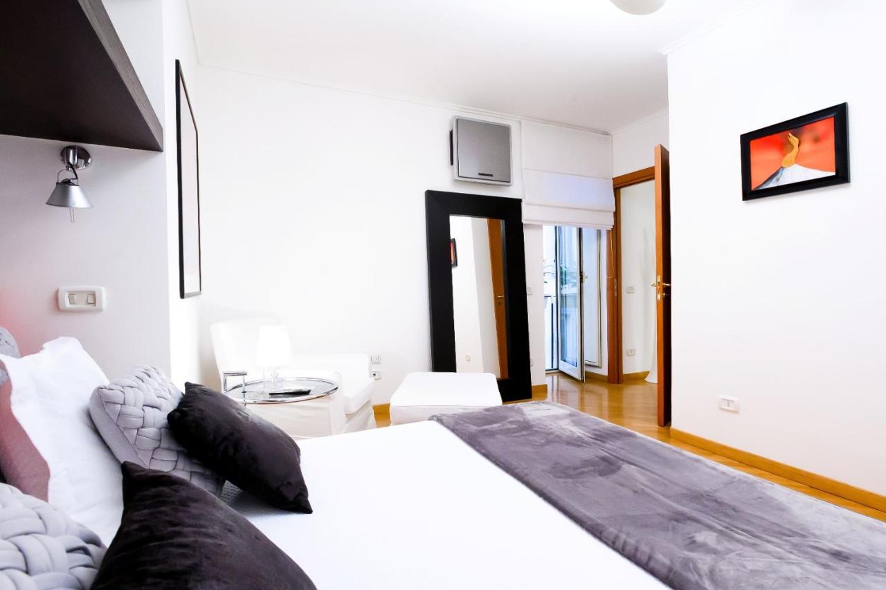 Niparè Suite Naples Extérieur photo